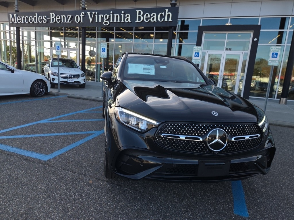 2026 Mercedes-Benz GLC Base's photo