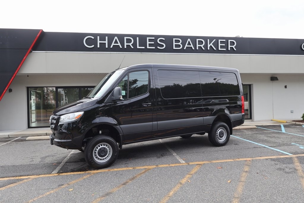 2025 Mercedes-Benz Sprinter Cargo Van Base's photo