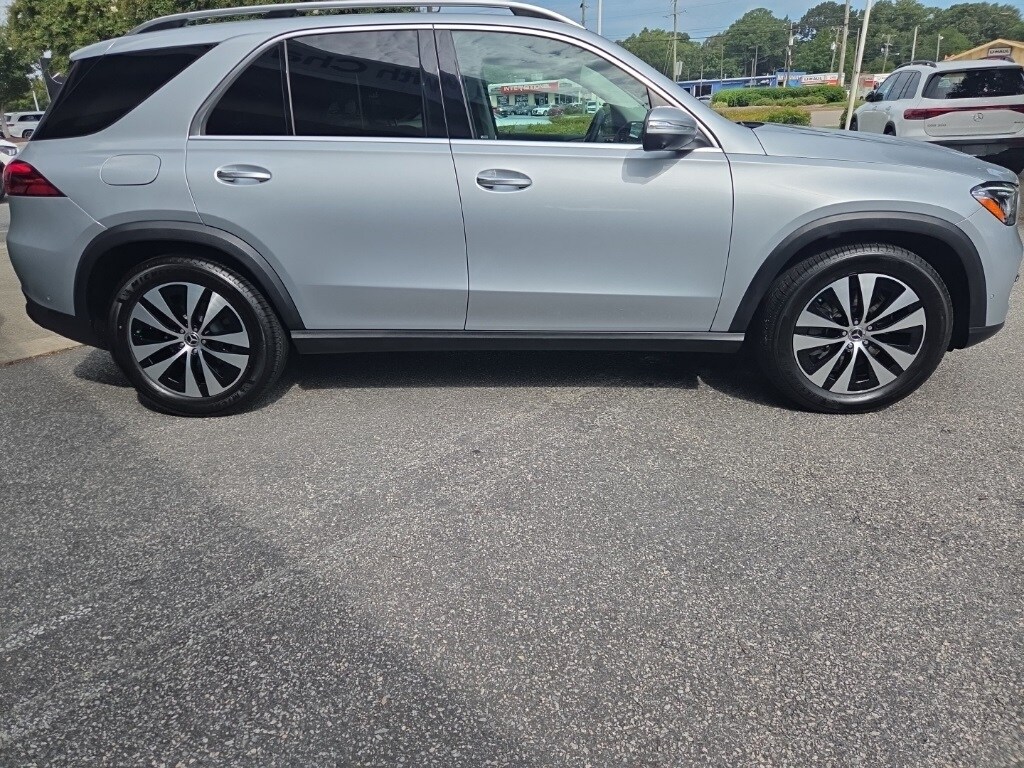 2024 Mercedes Benz GLE 350 4MATIC photo 2