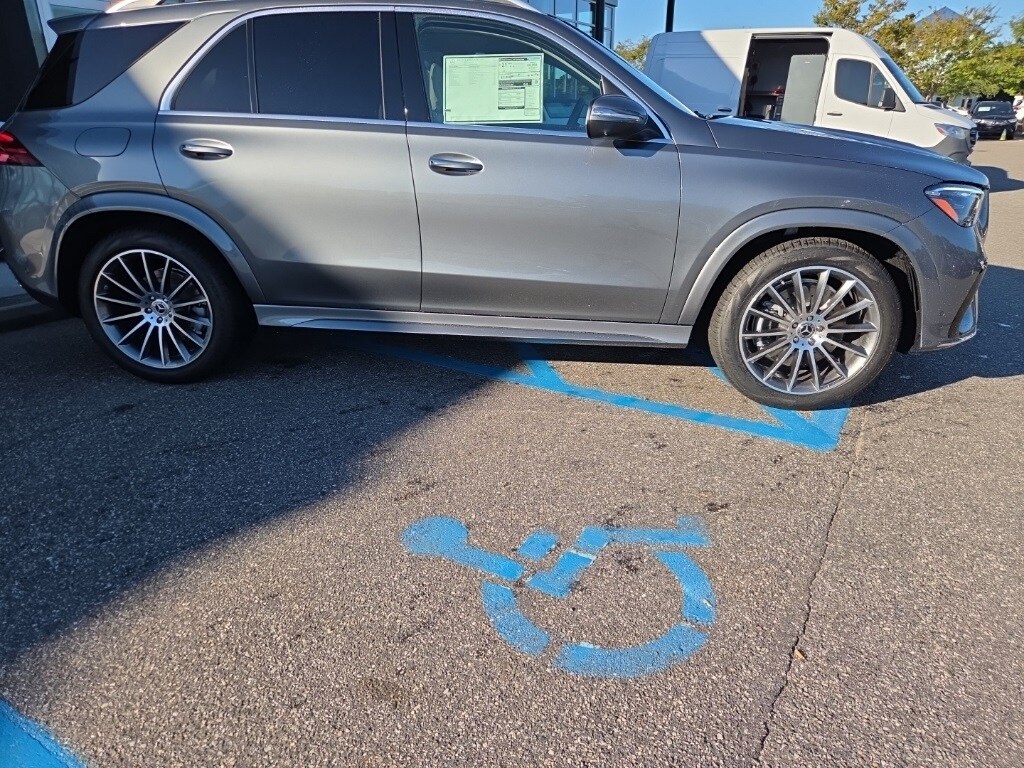 2026 Mercedes Benz GLE 450 4MATIC photo 2