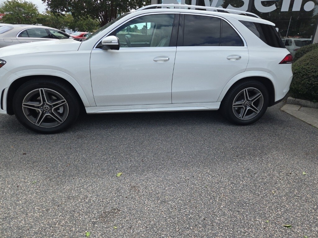 2021 Mercedes Benz GLE 350 4MATIC photo 2