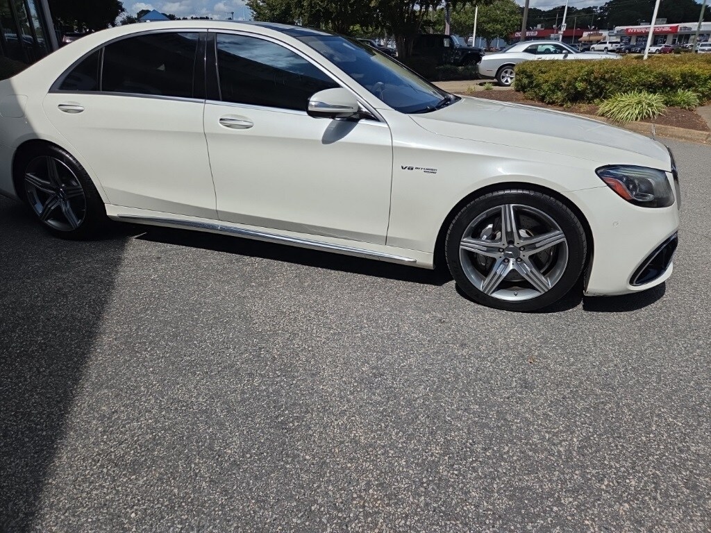 2018 Mercedes Benz S 63 AMG photo 2