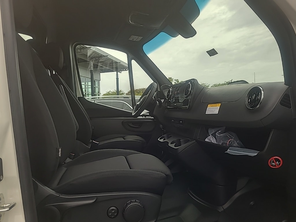 2025 Mercedes-Benz Sprinter Cargo Van Base - Photo 23