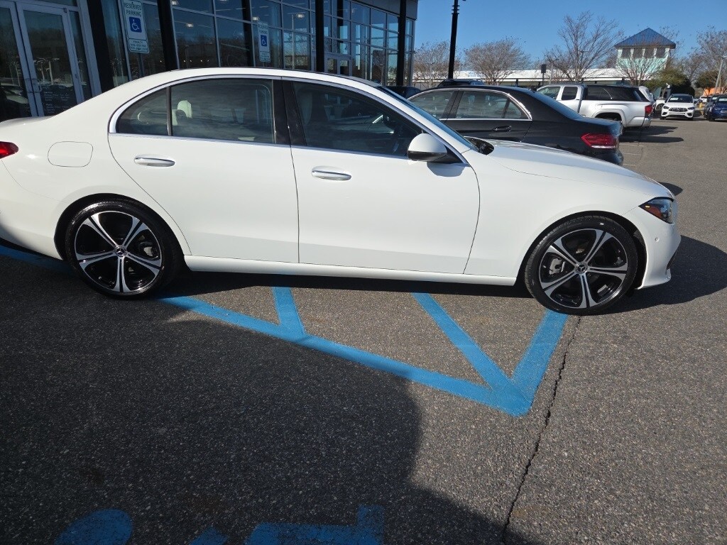 2024 Mercedes Benz C 300 photo 2
