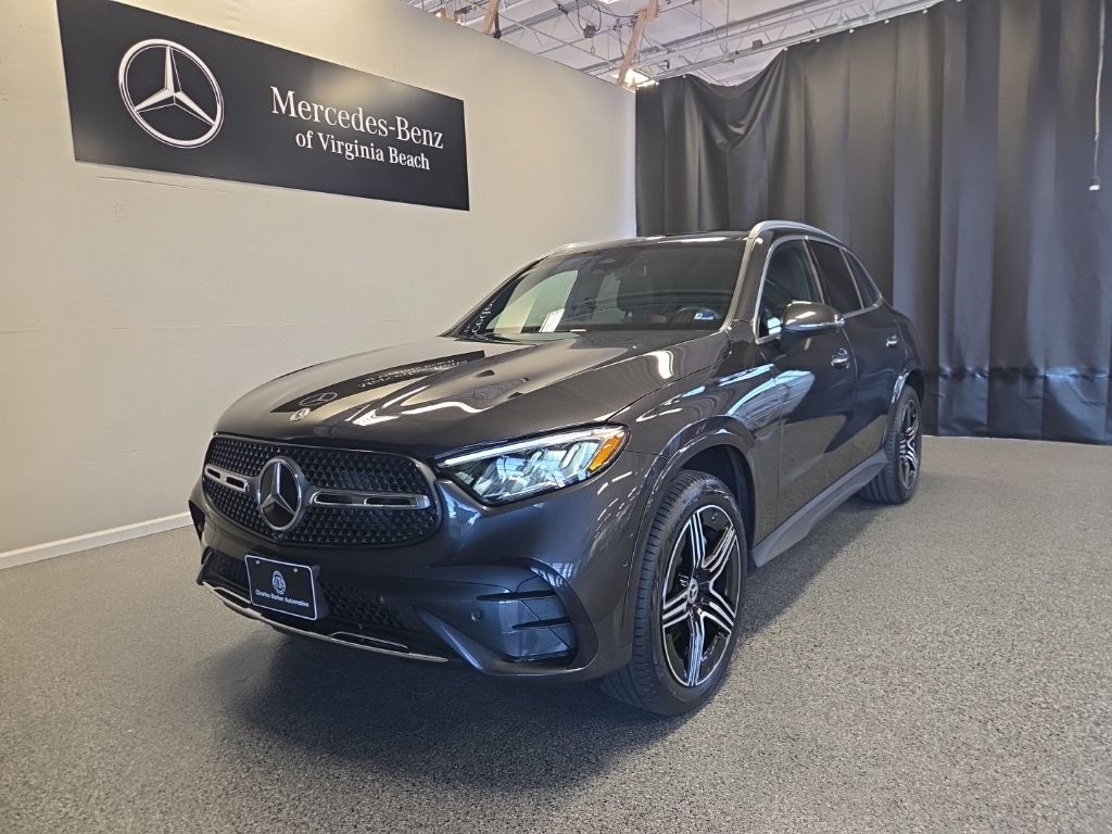 2024 Mercedes-Benz GLC GLC 300 4MATIC's photo