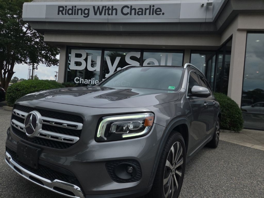 2020 Mercedes-Benz GLB GLB250's photo