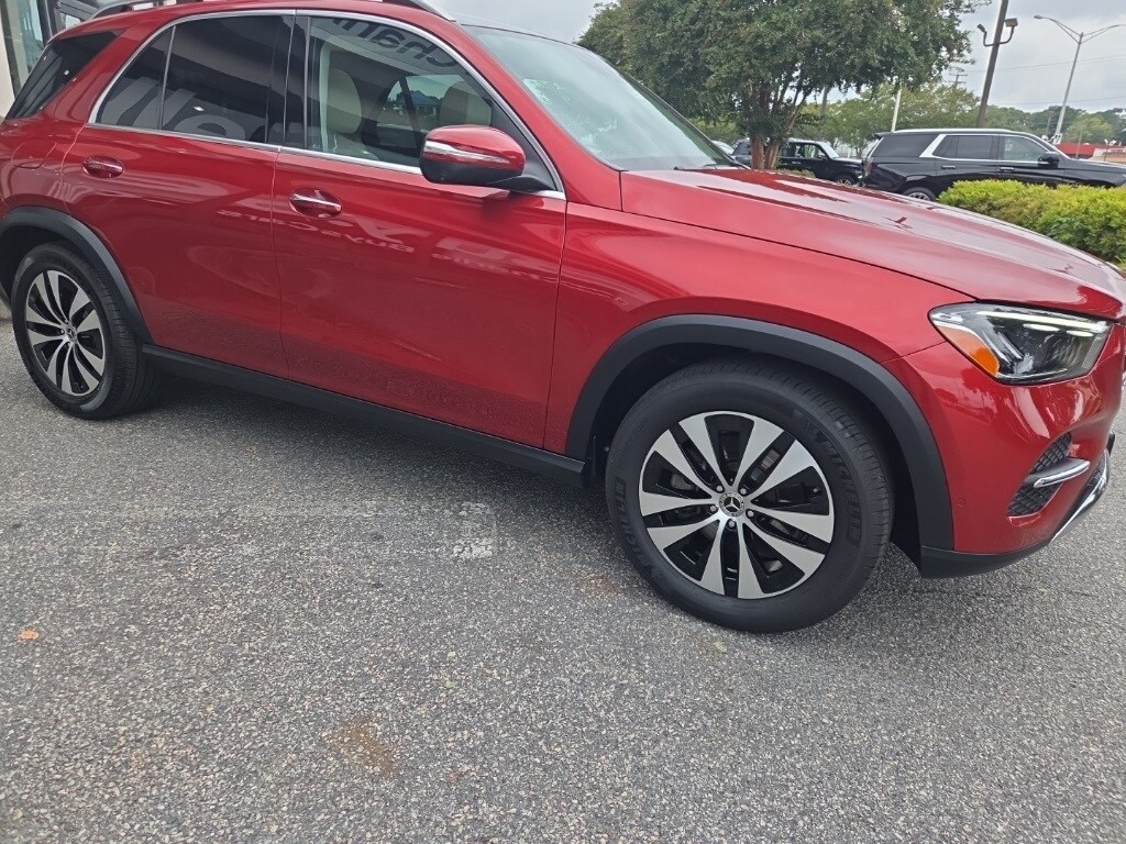 2024 Mercedes Benz GLE 350 4MATIC photo 2