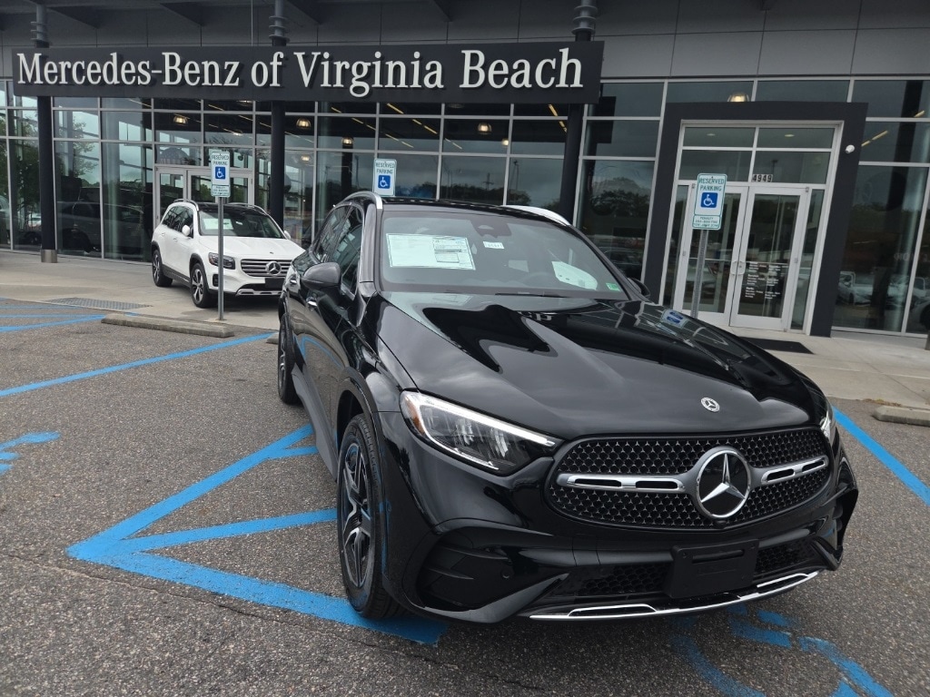 2026 Mercedes-Benz GLC Base's photo