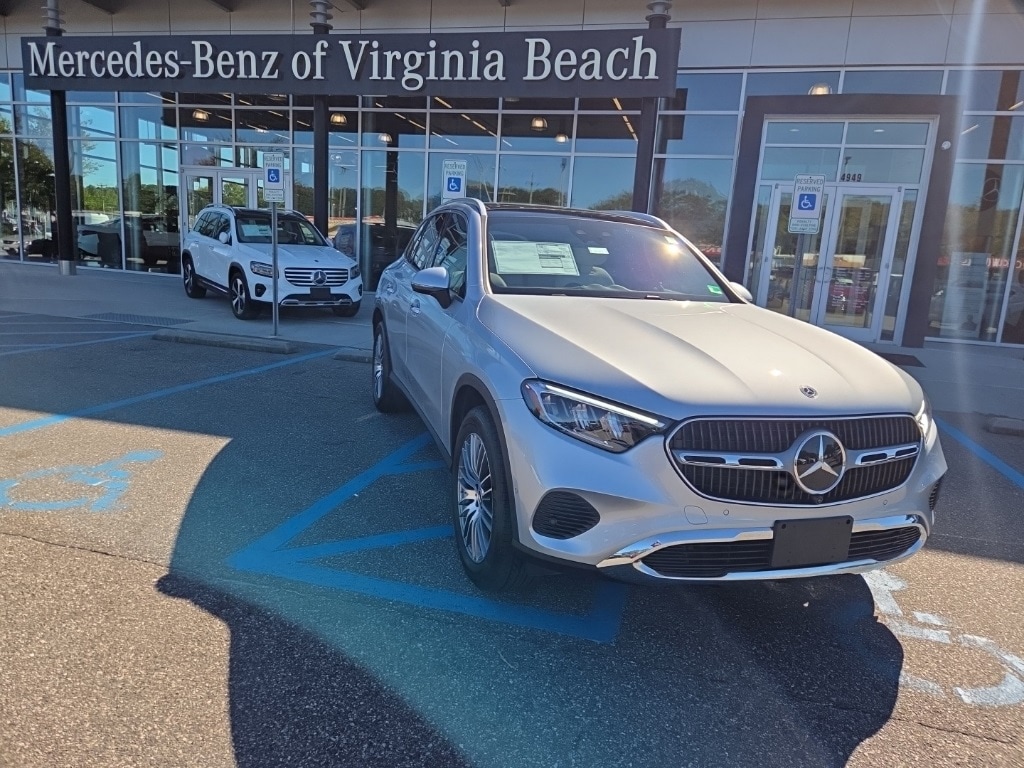 2026 Mercedes-Benz GLC Base's photo