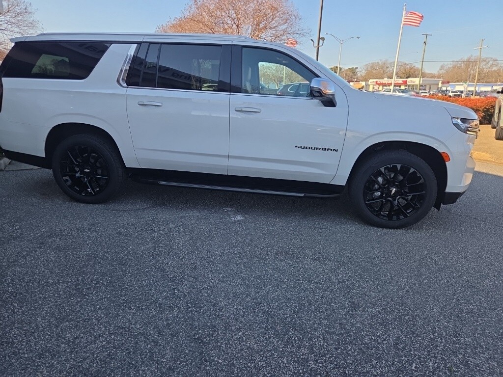 Used 2023 Chevrolet Suburban Premier SUV