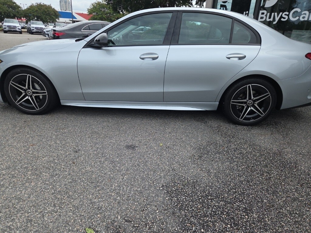 2024 Mercedes Benz C 300 4MATIC photo 3
