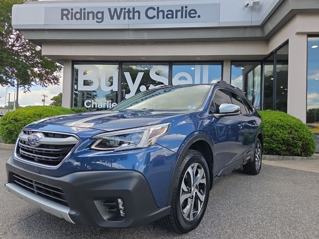 2022 Subaru Outback Touring's photo