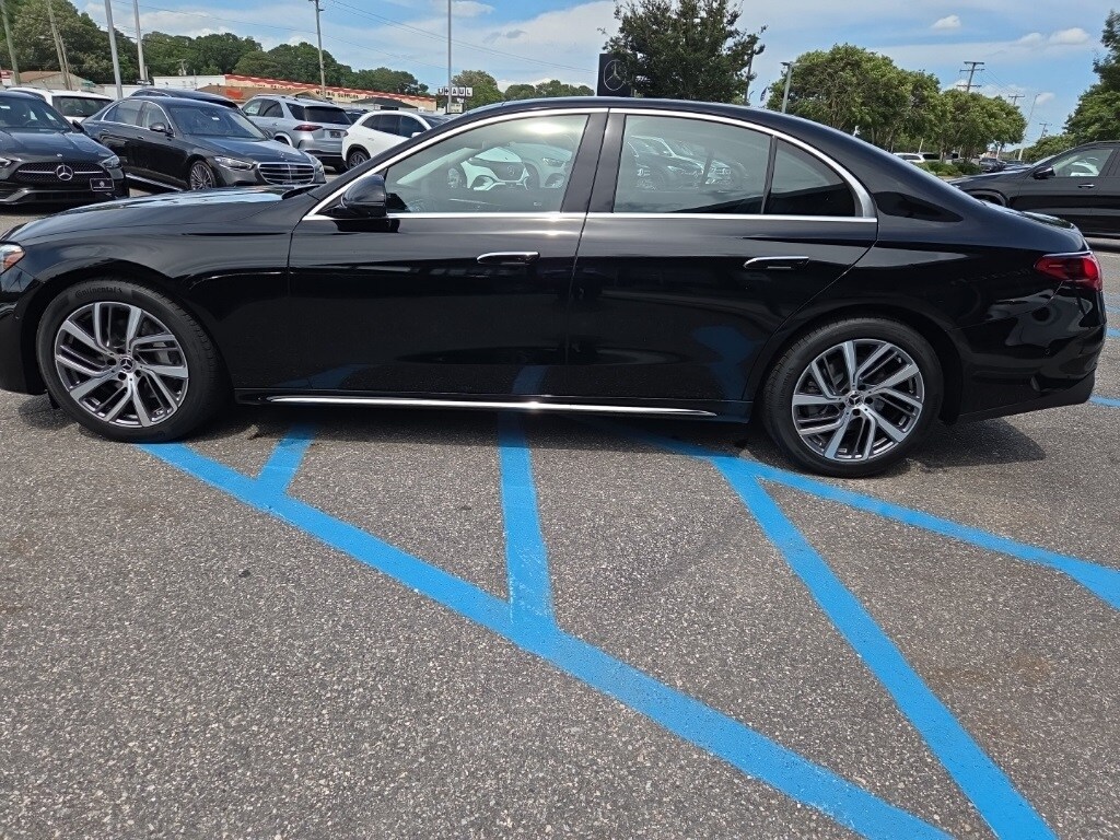 2025 Mercedes Benz E 350 photo 4