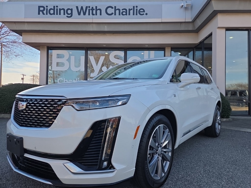 2025 Cadillac XT6 Premium Luxury's photo