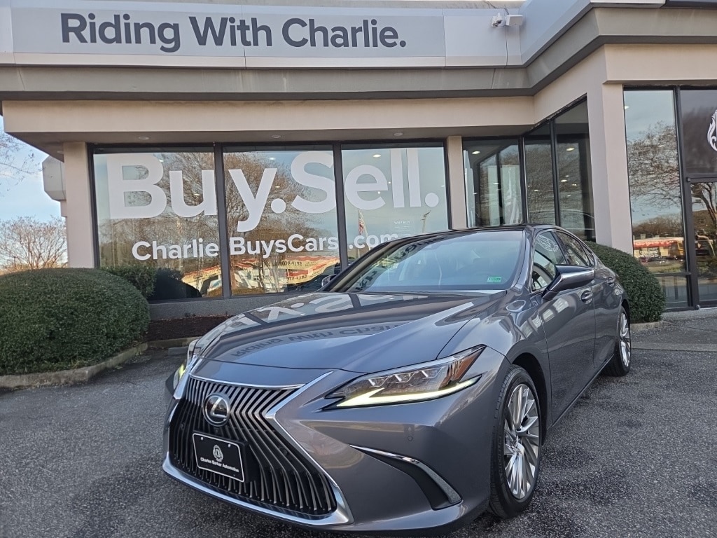 2021 Lexus ES 350 Ultra Luxury's photo