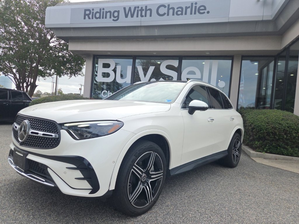 2023 Mercedes-Benz GLC 300
