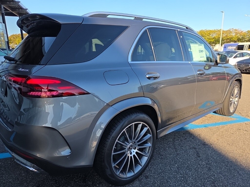 2026 Mercedes Benz GLE 450 4MATIC photo 3