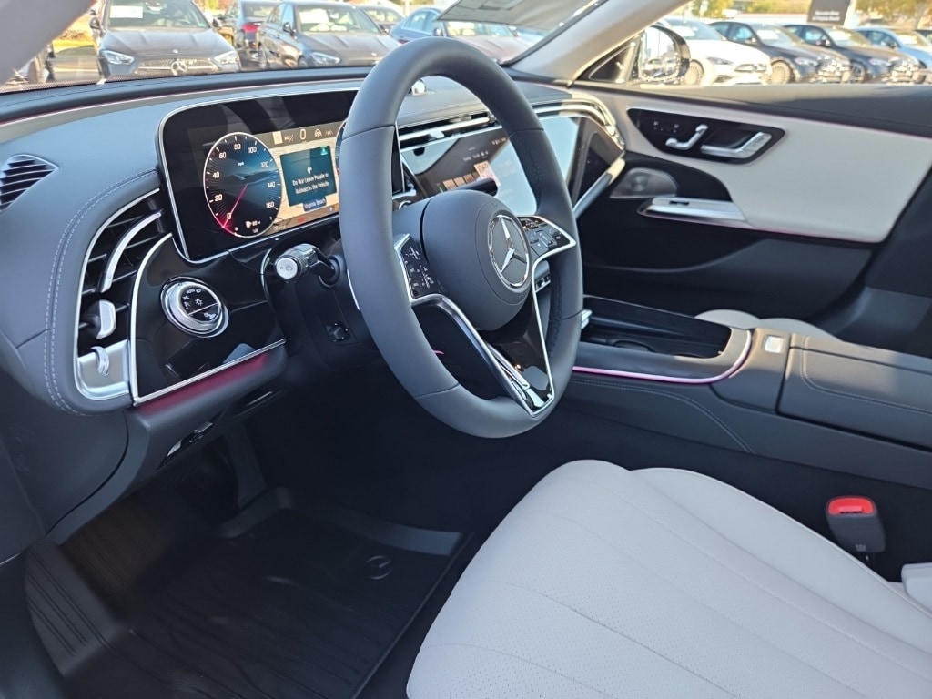 2026 Mercedes-Benz E-Class E350 - Photo 12