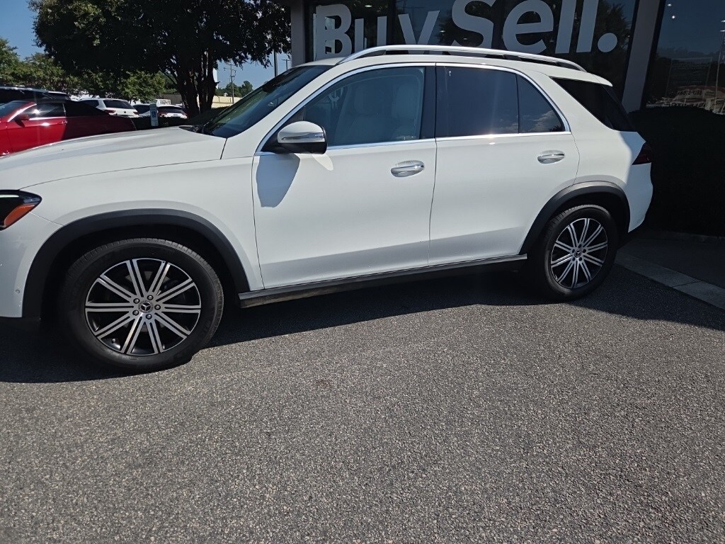 2024 Mercedes Benz GLE 350 4MATIC photo 2