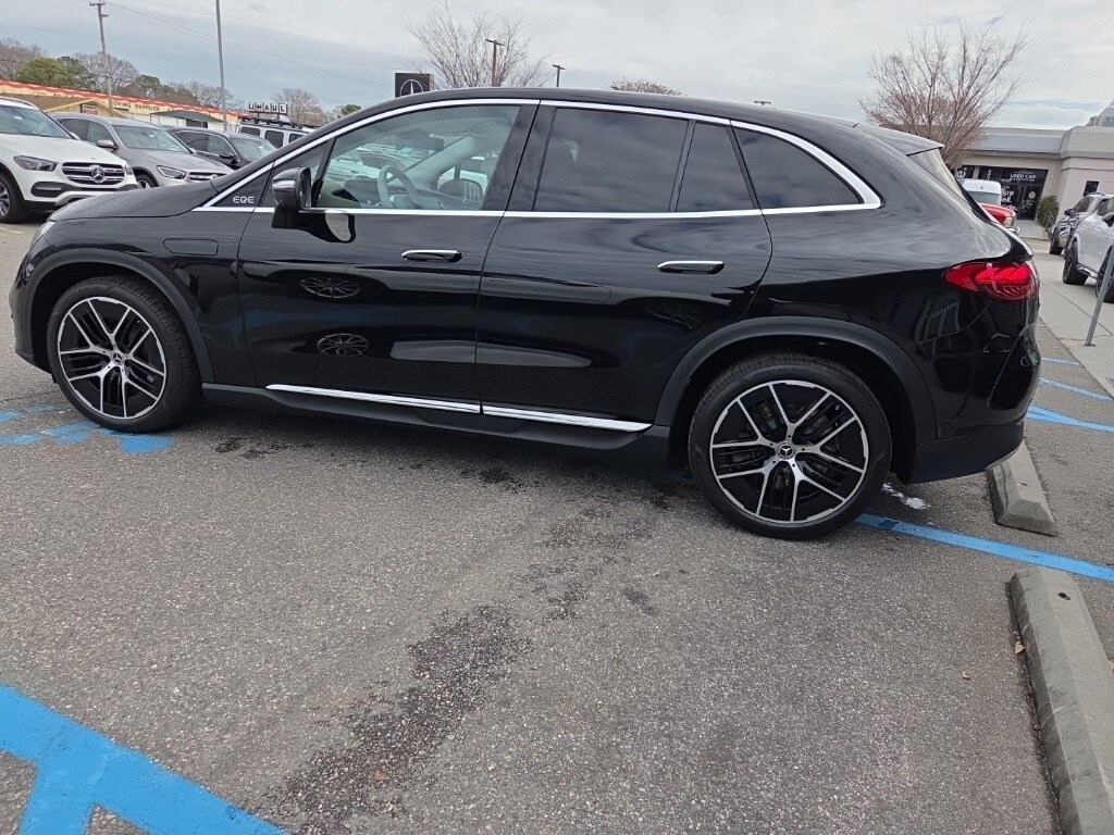 2025 Mercedes Benz EQE SUV 350 photo 4