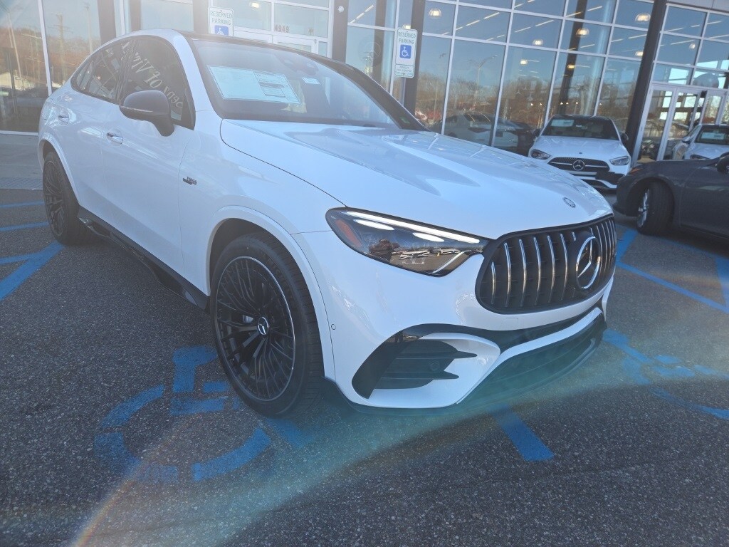 2026 Mercedes Benz GLC 43 AMG photo 2