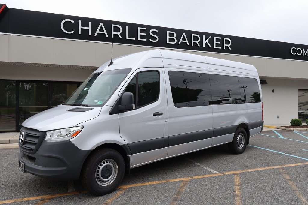 2024 Mercedes-Benz Sprinter Cargo Van Base's photo