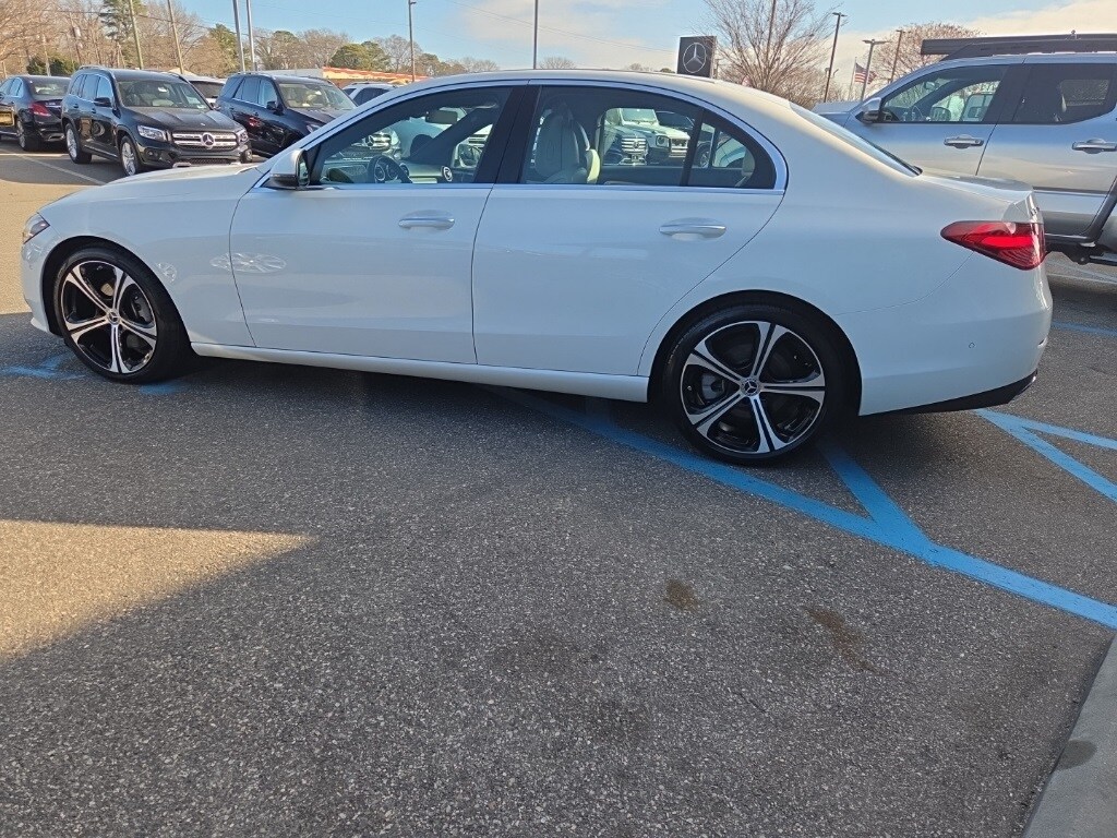 2024 Mercedes Benz C 300 photo 4