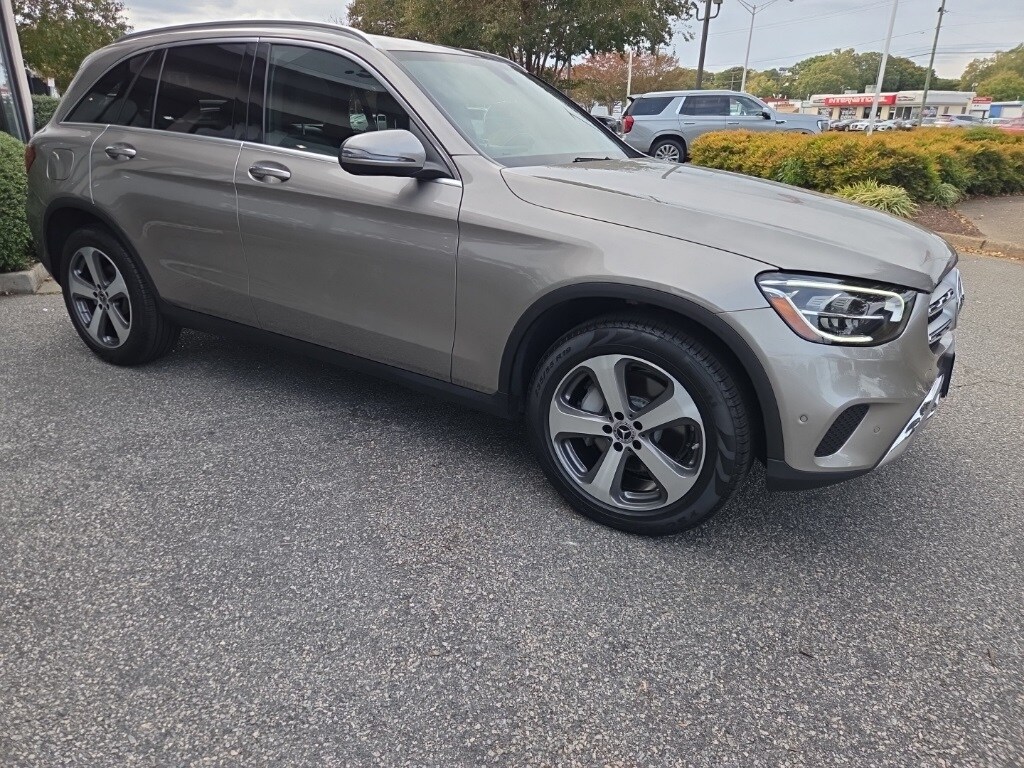 2021 Mercedes Benz GLC 300 4MATIC photo 2