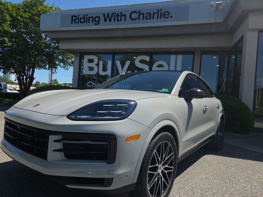 2024 Porsche Cayenne Coup Base