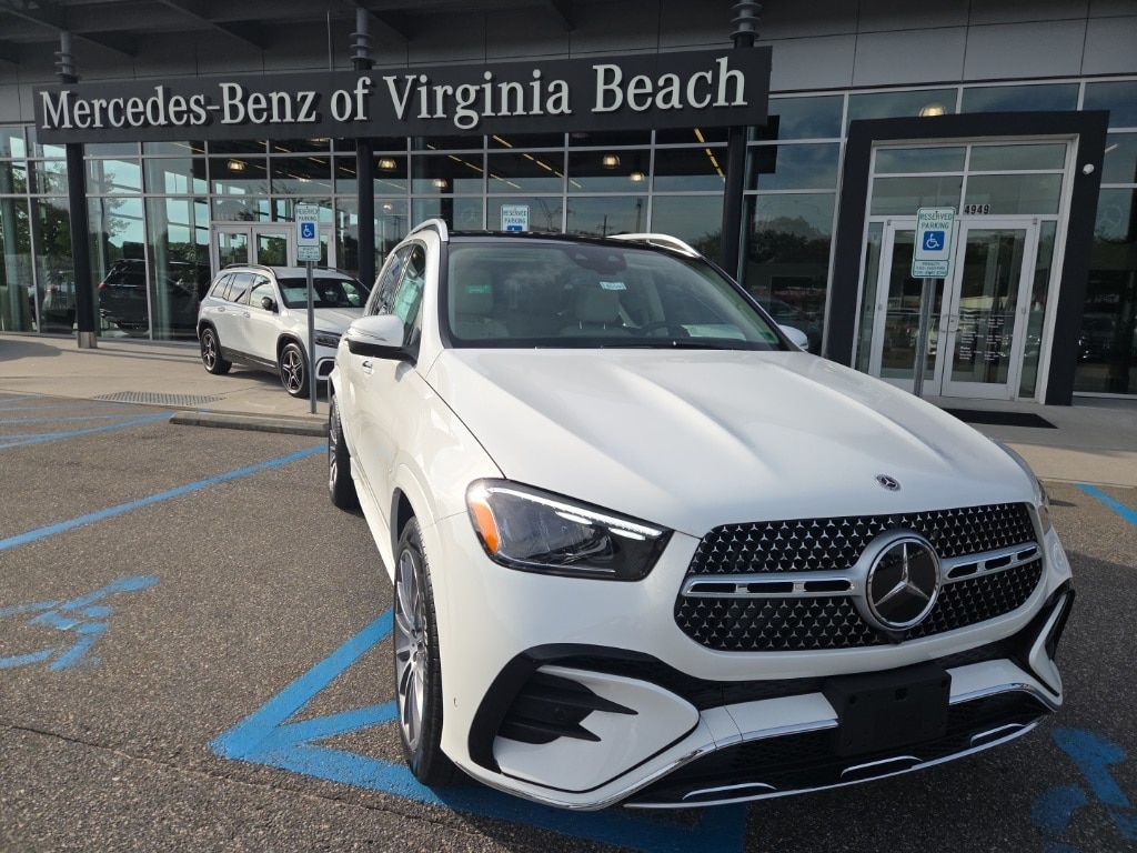 2026 Mercedes-Benz GLE GLE450E's photo