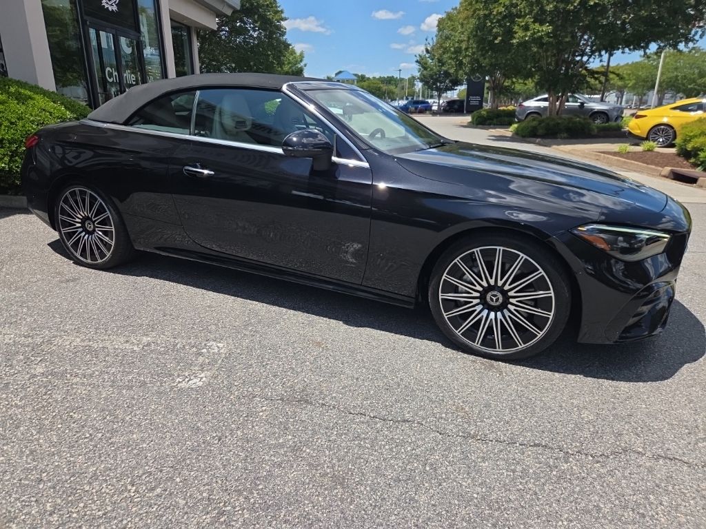 2024 Mercedes-Benz CLE CLE 450 4Matic Cabriolet's photo