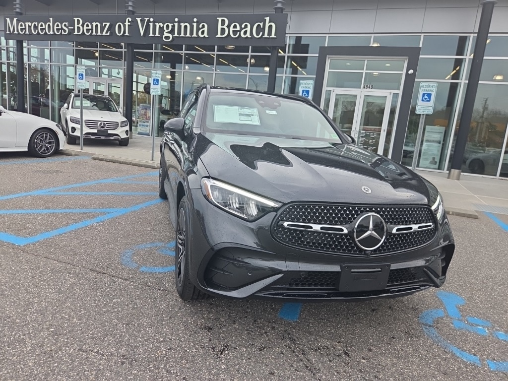 2026 Mercedes-Benz GLC Base's photo