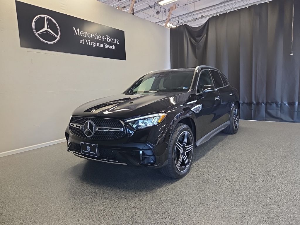 2025 Mercedes-Benz GLC GLC 300 4MATIC's photo
