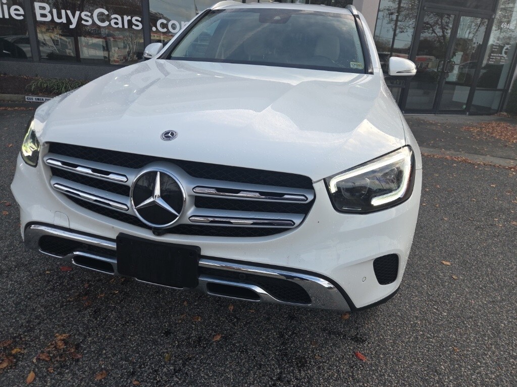 2022 Mercedes Benz GLC 300 4MATIC photo 4