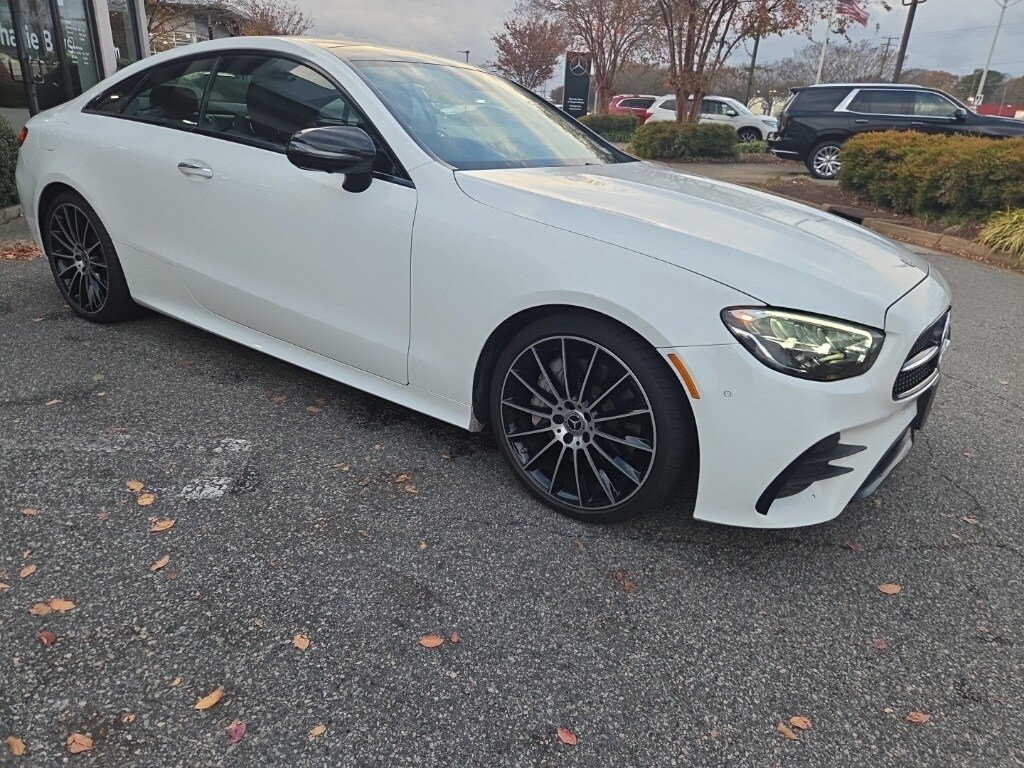 2022 Mercedes Benz E 450 photo 2