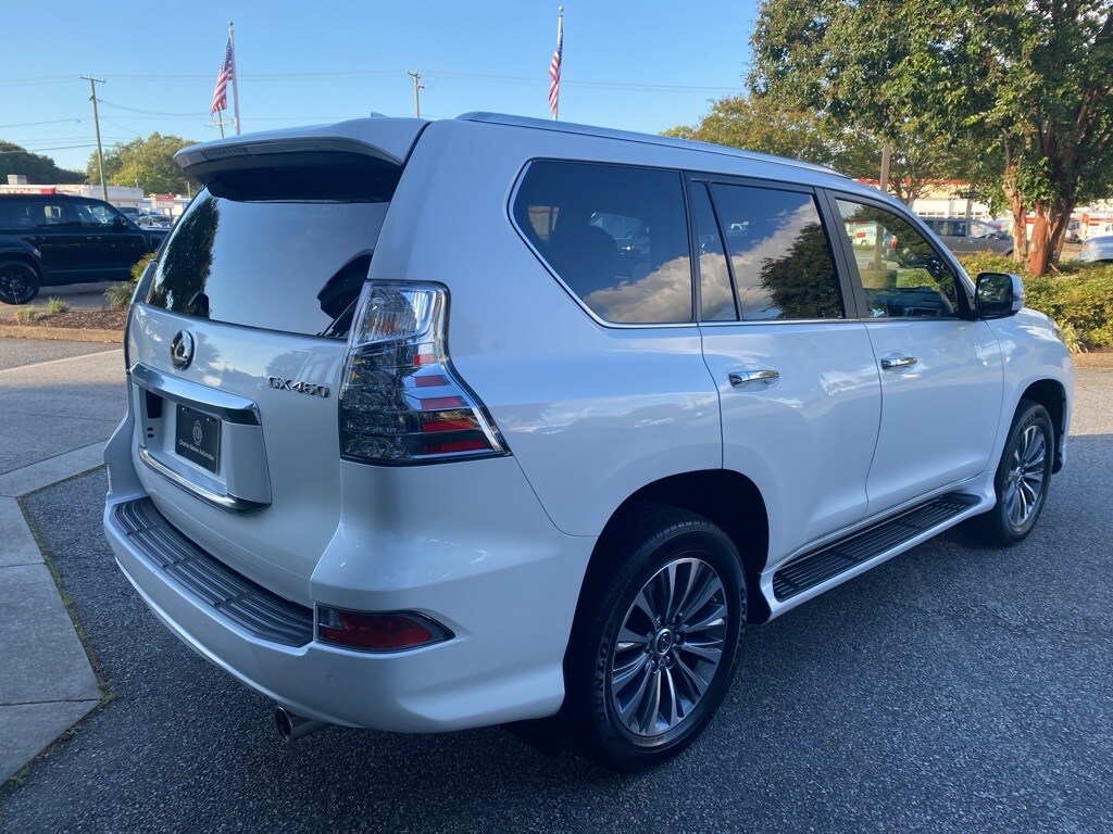 2022 Lexus GX 460 Luxury photo 2