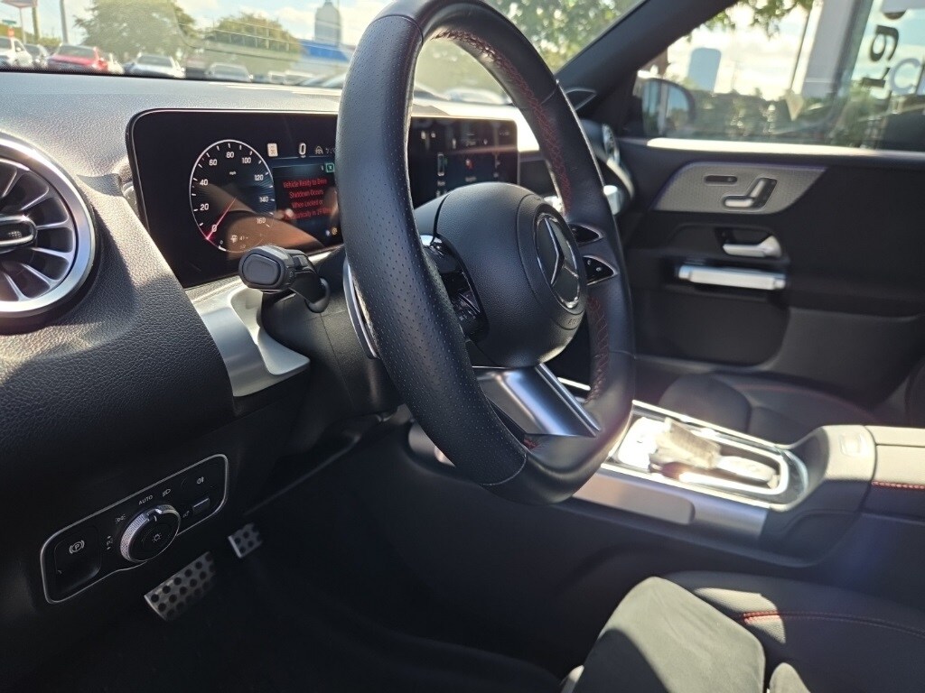 2024 Mercedes-Benz GLB Base - Photo 12