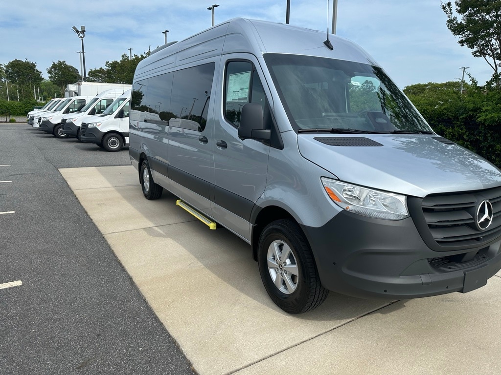 New 2025 Mercedes-Benz Sprinter 2500 Passenger 170 WB Van Passenger Van