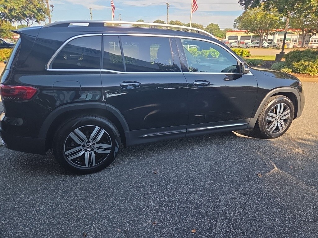 2023 Mercedes Benz EQB 300 4MATIC photo 3