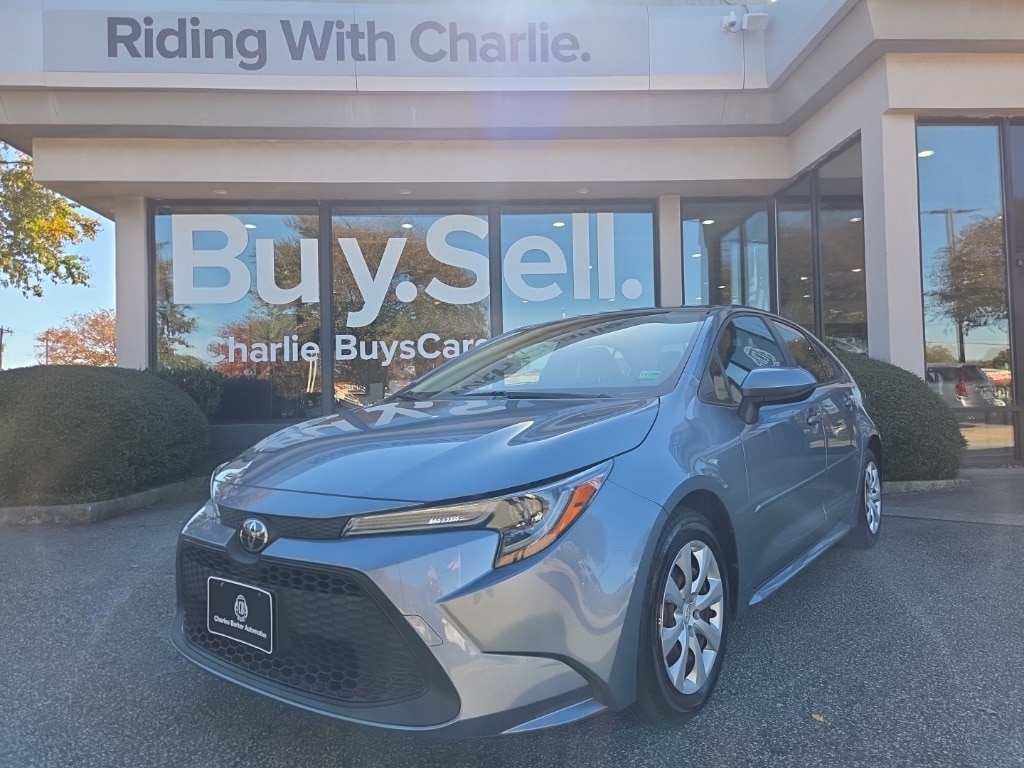 Used 2021 Toyota Corolla LE Sedan