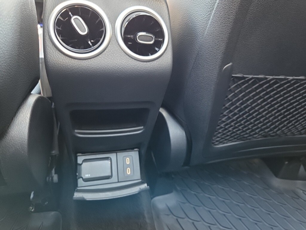 2024 Mercedes-Benz GLB Base - Photo 22
