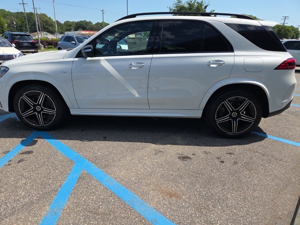 2025 Mercedes Benz GLE 450e 4MATIC photo 4