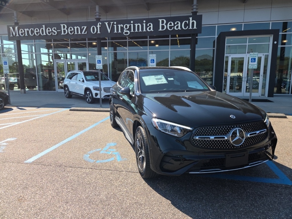 2026 Mercedes-Benz GLC Base's photo