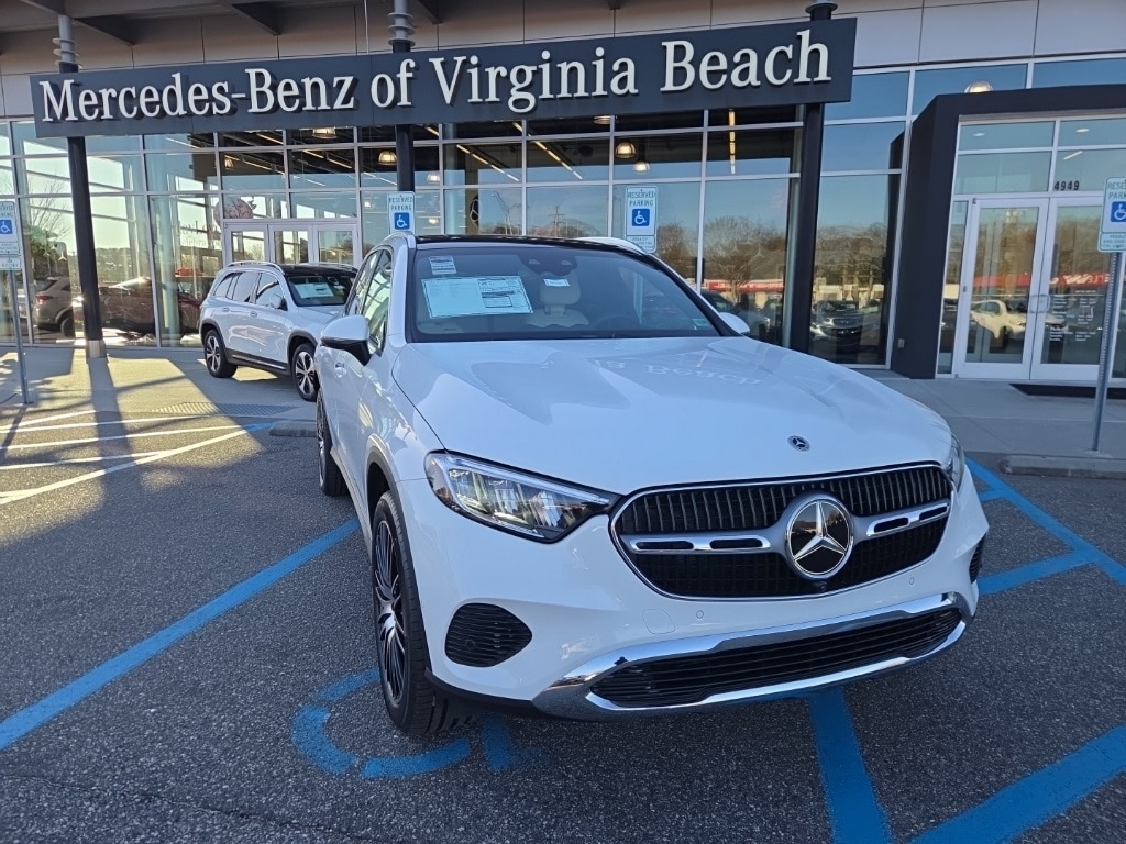 2026 Mercedes-Benz GLC Base's photo