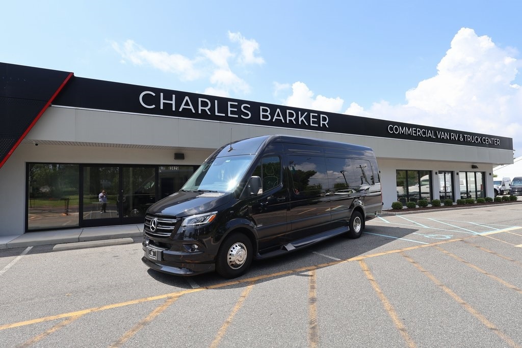 New 2024 Mercedes-Benz Sprinter 3500 Cargo 170 WB Van Extended Cargo Van