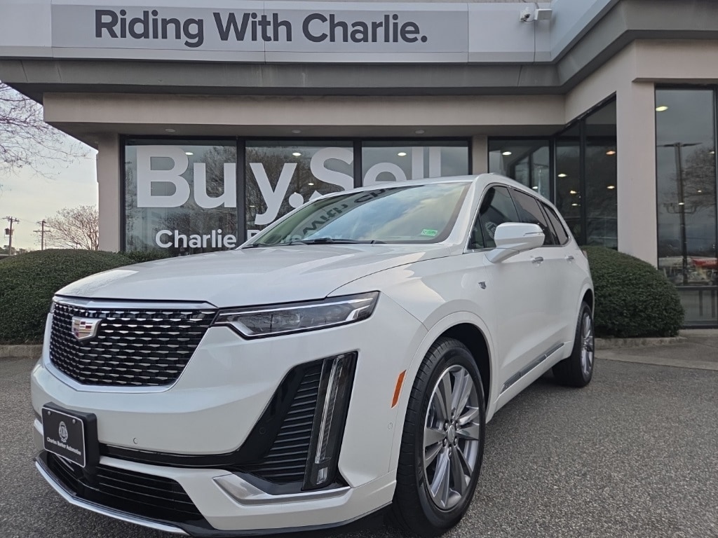 2025 Cadillac XT6 Premium Luxury's photo