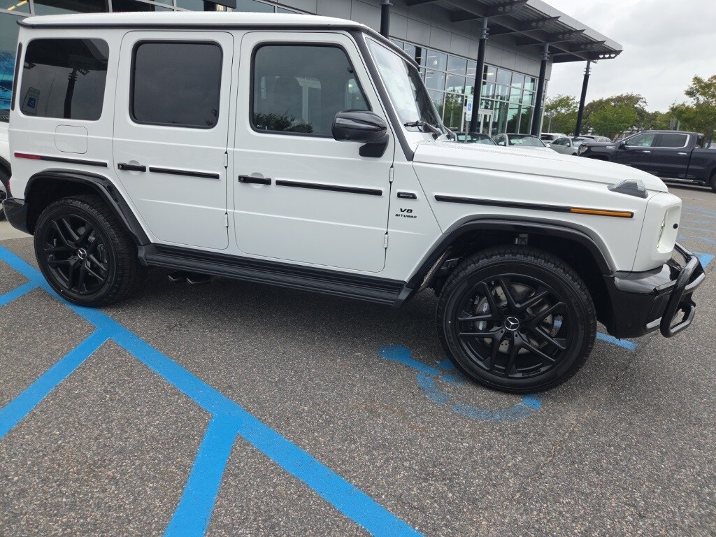 2025 Mercedes Benz G 63 AMG photo 2