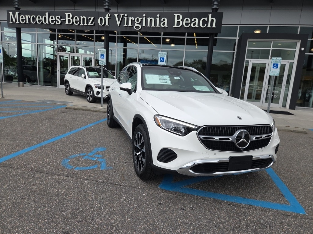 2026 Mercedes-Benz GLC Base's photo