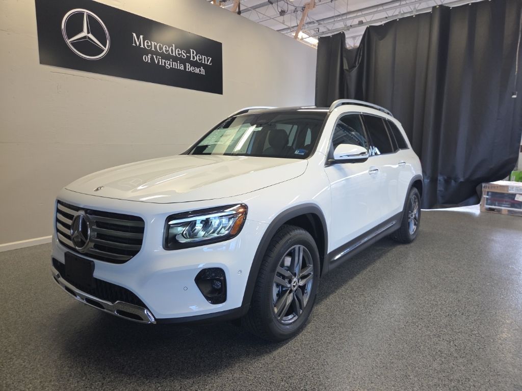 2026 Mercedes-Benz GLB GLB 250's photo