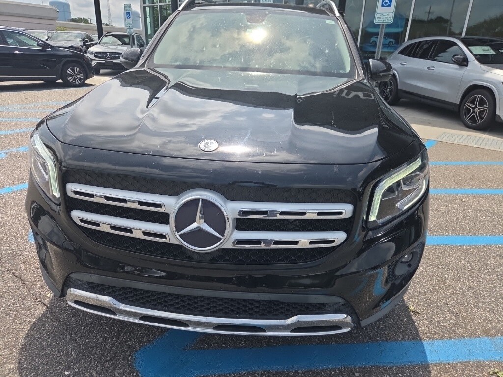 2021 Mercedes Benz GLB 250 photo 3
